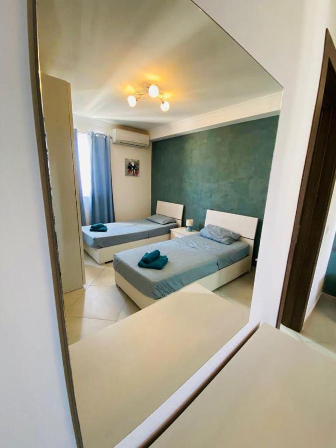 Mela Apartment 1 Сент-Полс-Бей Экстерьер фото