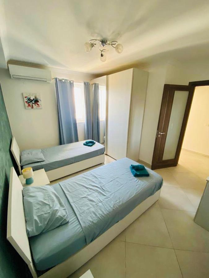 Mela Apartment 1 Сент-Полс-Бей Экстерьер фото