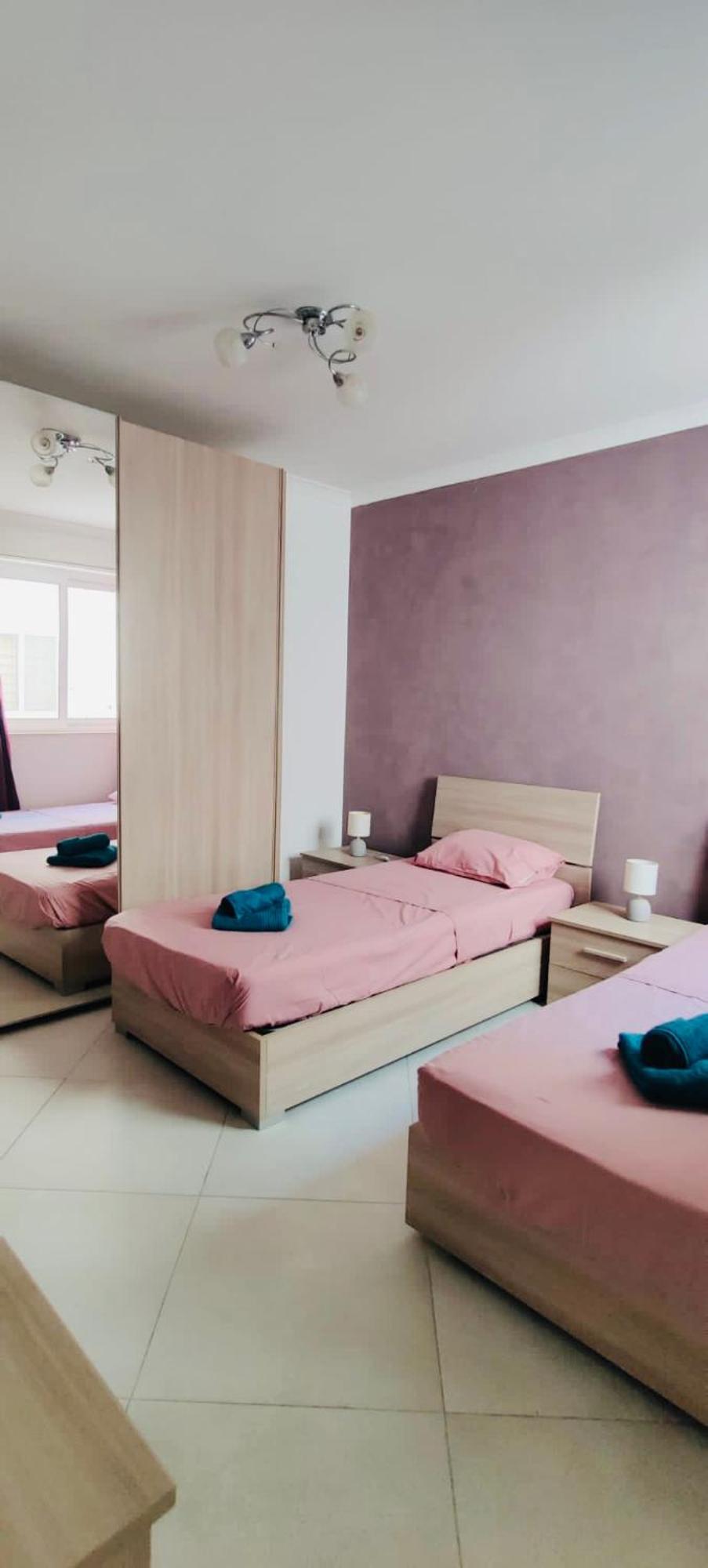 Mela Apartment 1 Сент-Полс-Бей Экстерьер фото