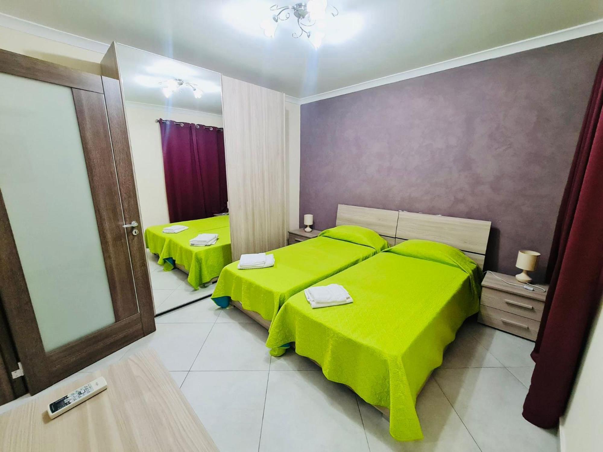 Mela Apartment 1 Сент-Полс-Бей Экстерьер фото